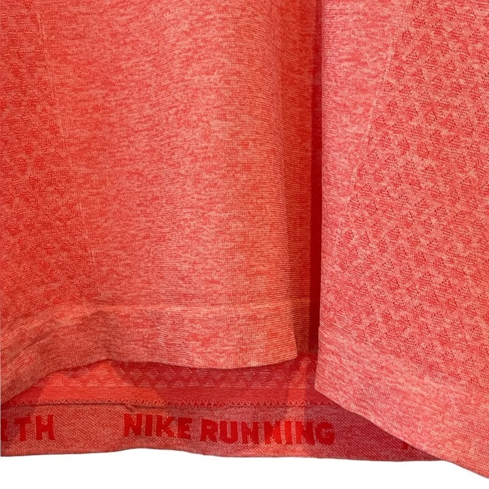 🔥❤️NIKE Running zip up top size Small in beautiful shade coral/red. NICE!